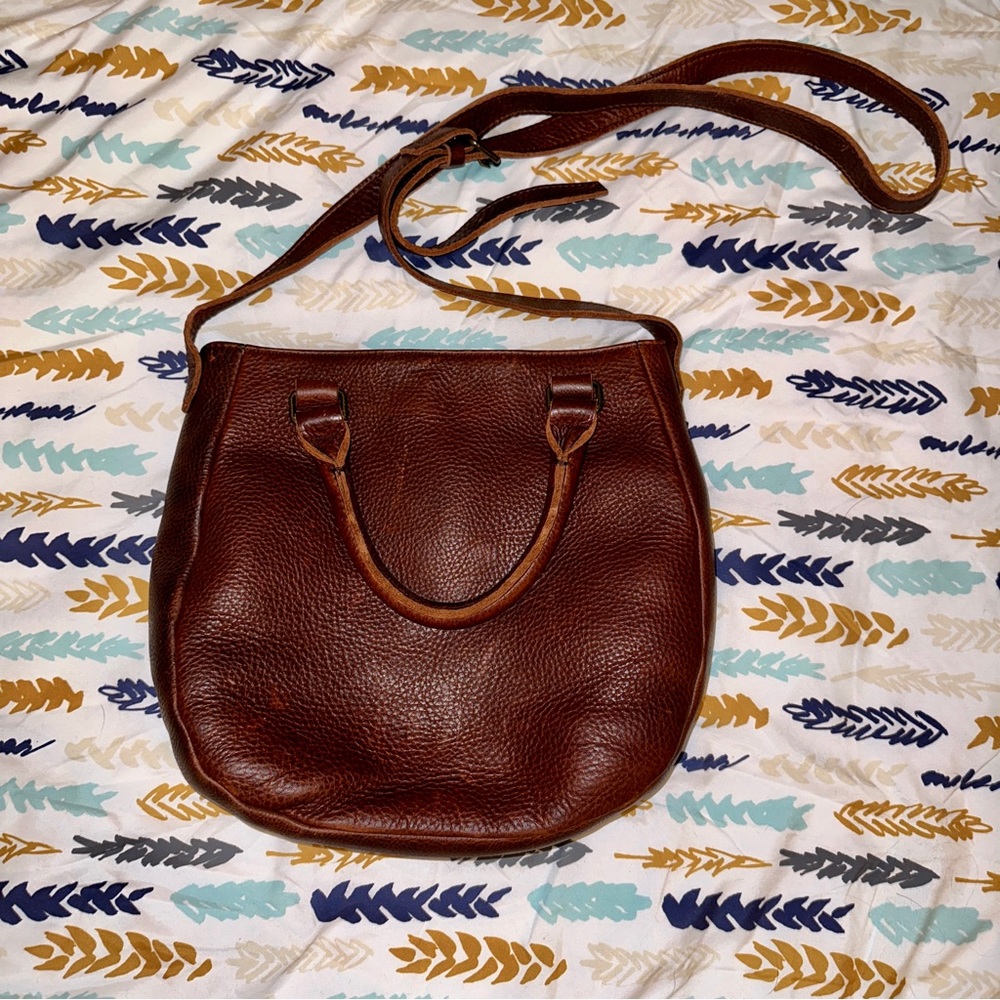 Duluth Trading Company Lifetime Leather Saddle Bag